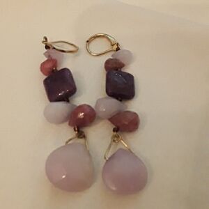 Pierced dangle earrings pink and purple stones